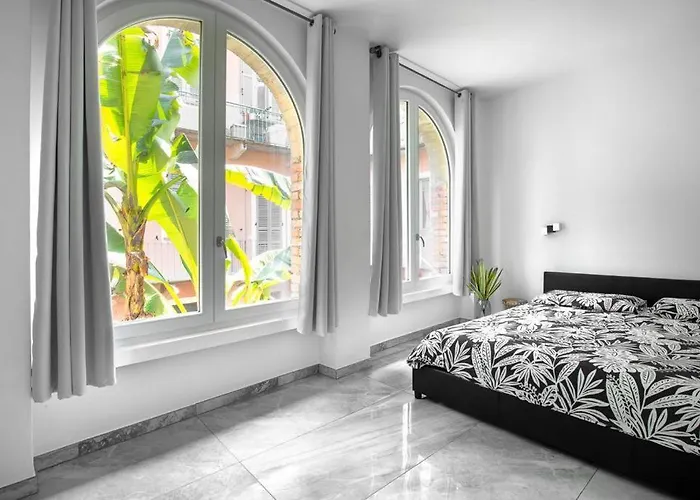 Casa Oscar * קנוביו