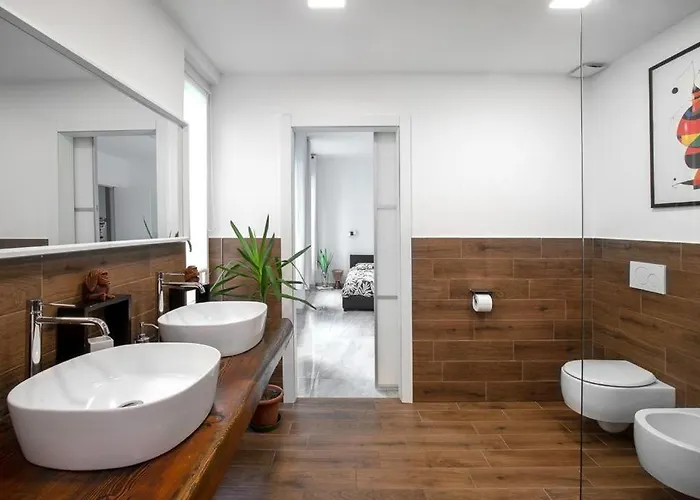 Casa Oscar קנוביו